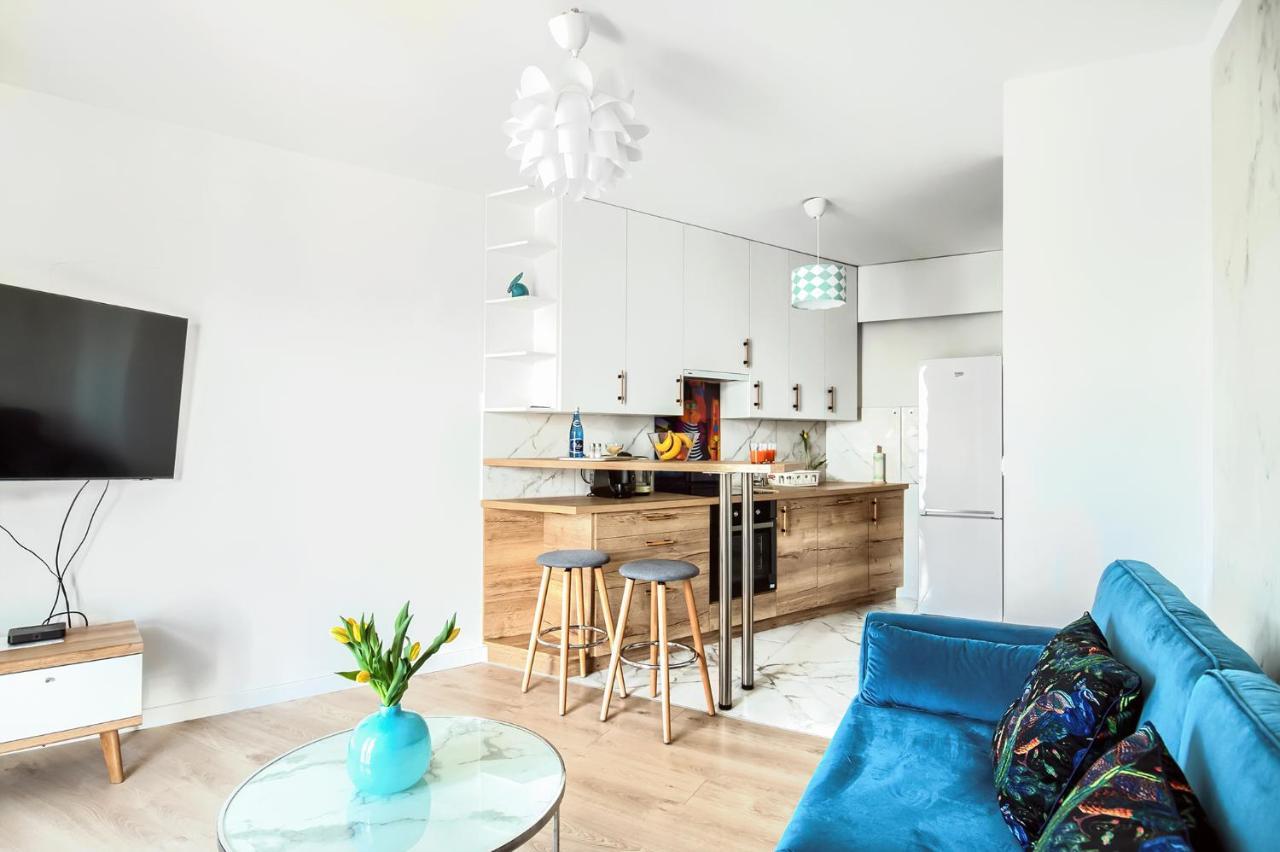 Jutrzenka Apartment Wroclaw Bagian luar foto